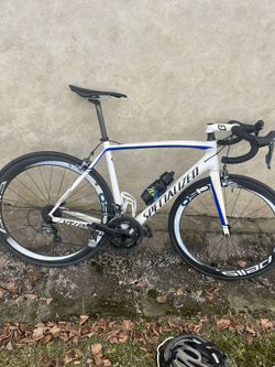 Specialized Tarmac Comp s karbonovymi koly Pells.