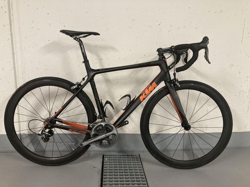 Ktm revelator, vel. 55