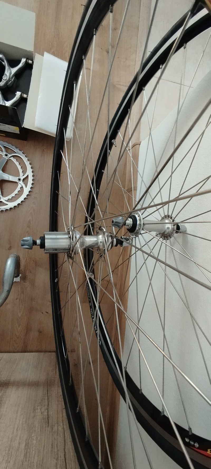 Prodám sadu Campagnolo Centaur