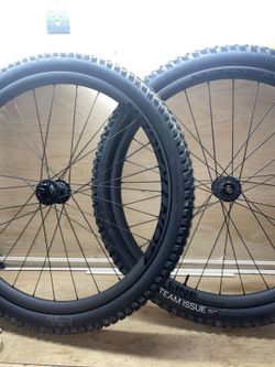 Bontrager Line Elite 30 Carbon 29