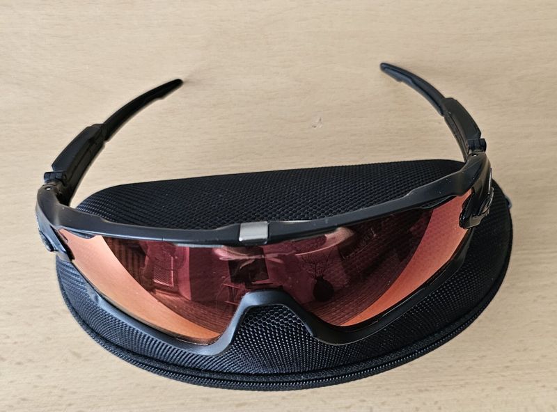 Prodám originál cyklistické brýle Oakley Jawbreaker