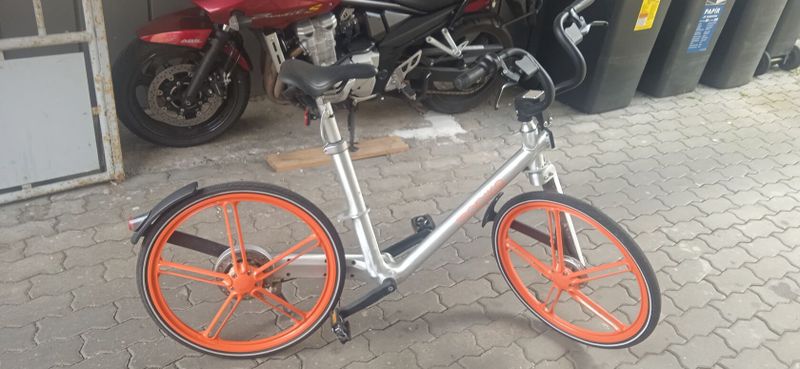 Kolo do města. City bike. Mobike 