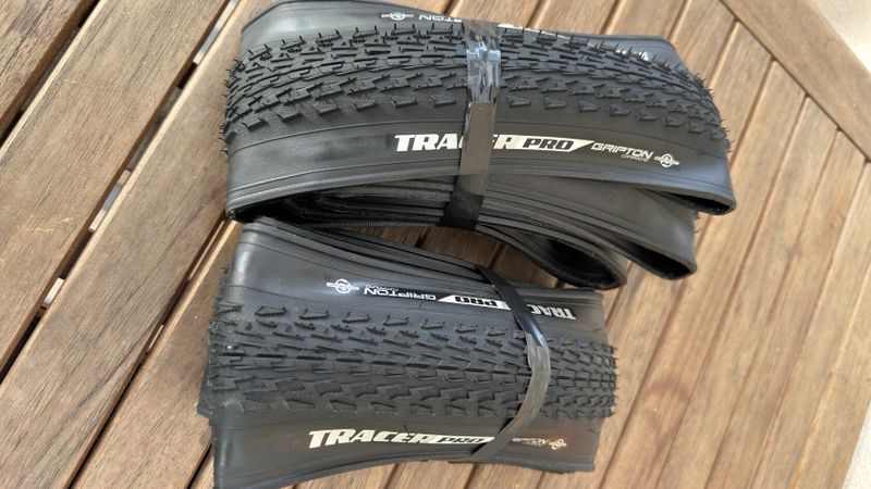 Specialized Tracer Pro 2Bliss Ready 700x38