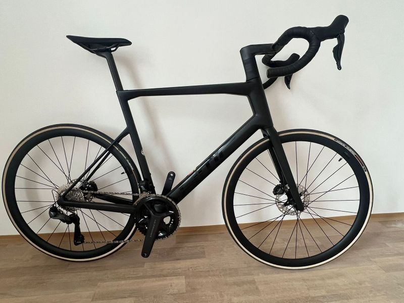 Nové Bmc Teammachine SLR Three vel. 61