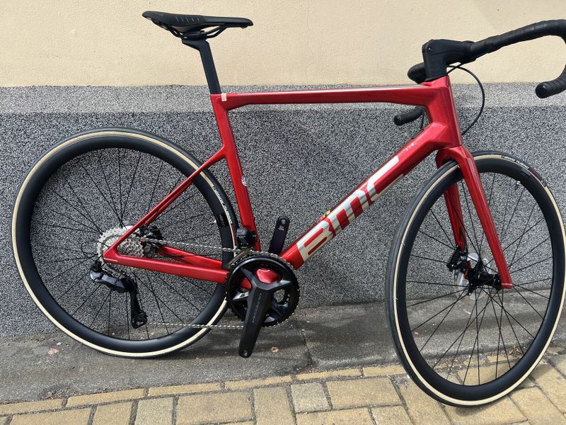 Nové Bmc Teammachine SLR One, ultegra di2