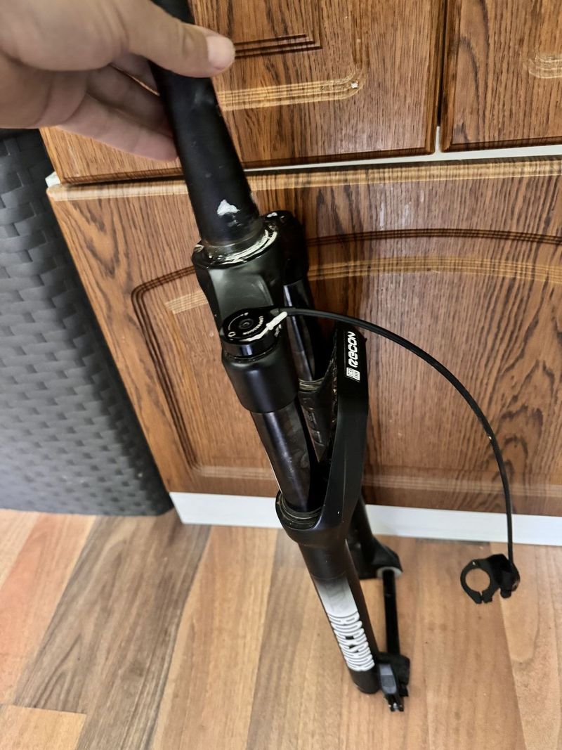 Prodám vidlici RockShox Recon RL Remote