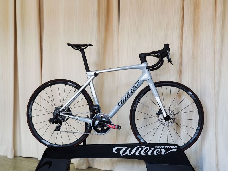 Wilier Granturismo SLR velikost M 