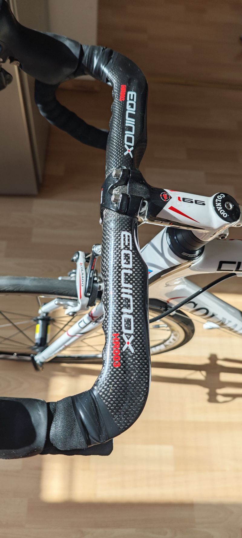 Prodám krásné karbonové COLNAGO CLX