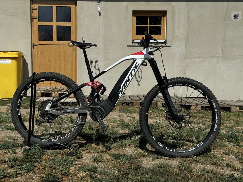 Fantic XEF 1.9 RACE vel. S enduro ebike 