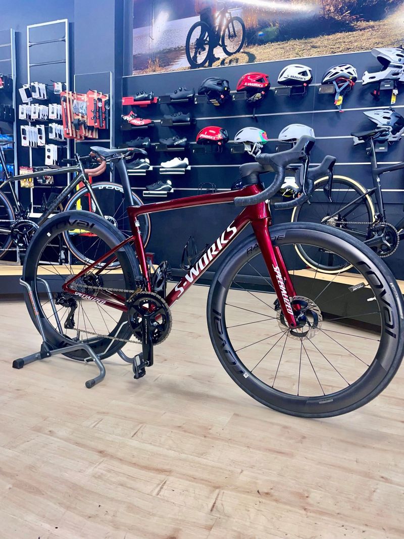 Specialized S-Works Tarmac SL8 - červená 2025 (NOVÉ), všechny velikosti