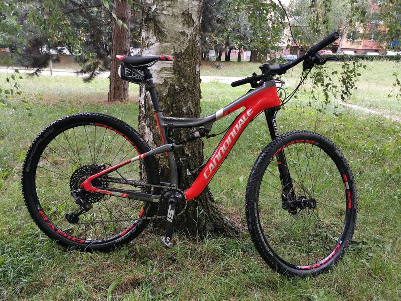 Nabízím k prodeji Cannondale Scalpel HiMOD Carbon 12 kg, bezdušové provedení, perfektní stav