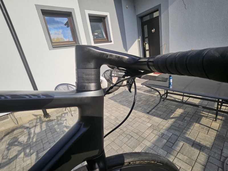 Canyon Endurace CF SLX 9 - elektrický DuraAce (Di2)