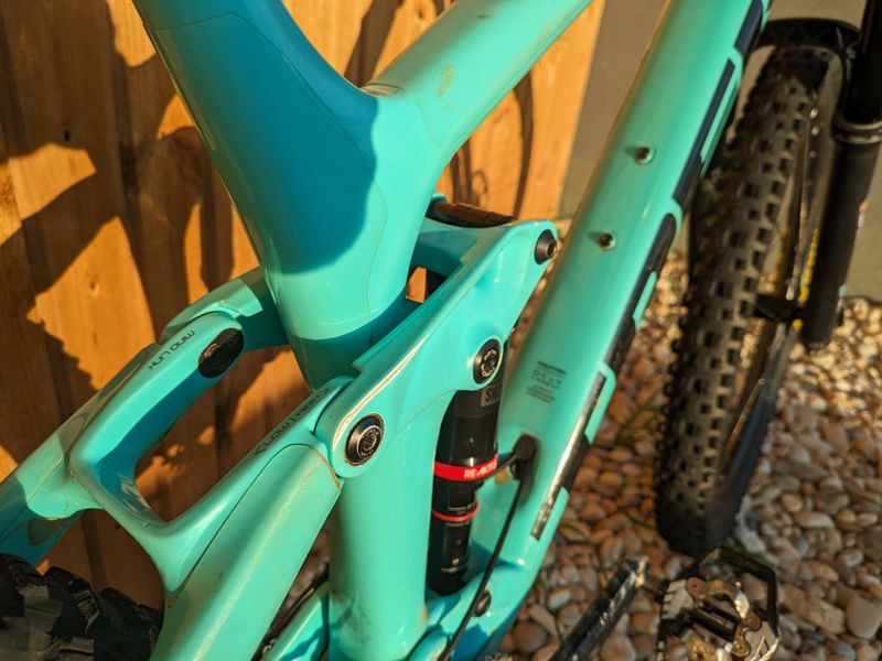 Trek remedy 9.8 2019 M\L Miami Green 