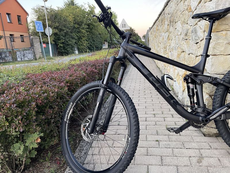 Trek Remedy 7