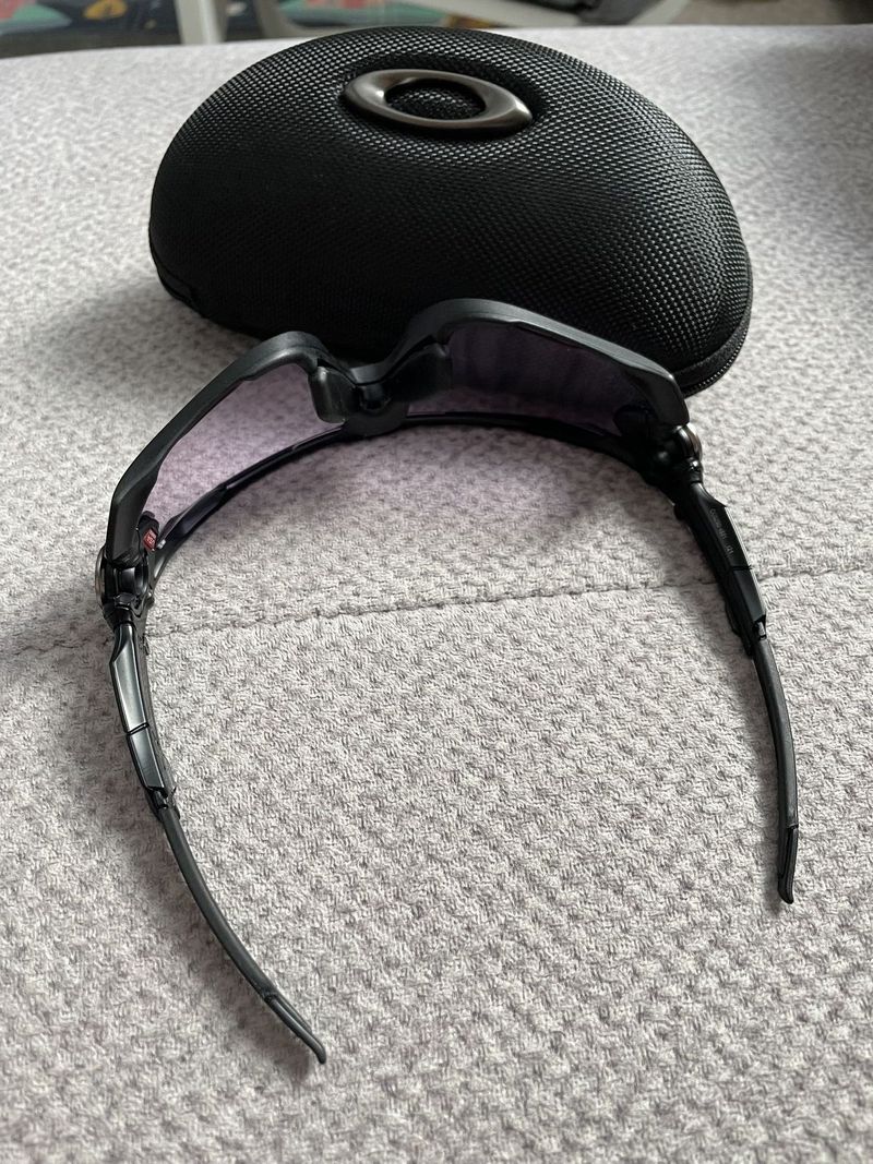 Oakley jawbreaker