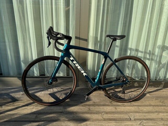 Trek Domane SL5 darc aquatic