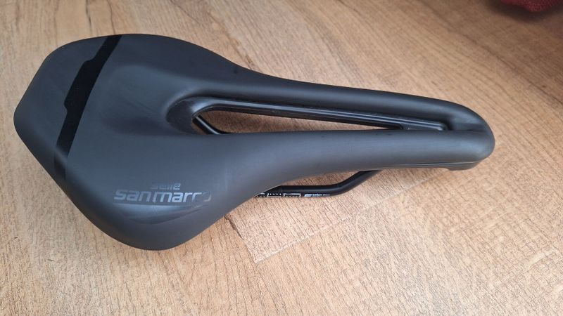 Sedlo SELLE SAN MARCO GROUN ND SPORT NARROW