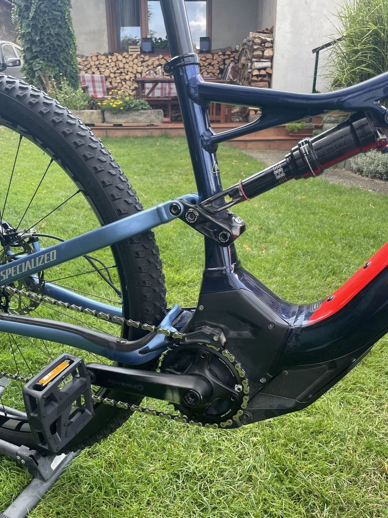 Prodám zachovalé horské elektrokolo Specialized