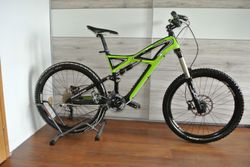 SPECIALIZED ENDURO COMP FSR velikost M rok 2012