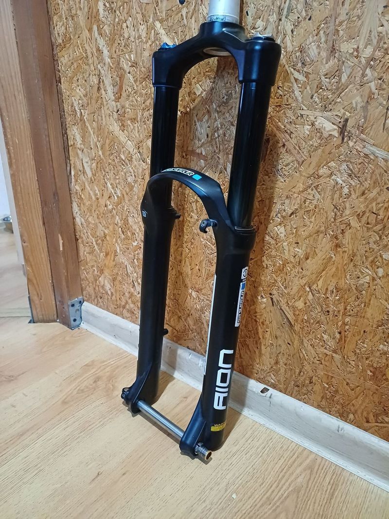 SR suntour Aion 35 EVO Boost 150mm