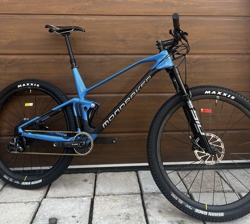 MONDRAKER F-PODIUM CARBON DC R