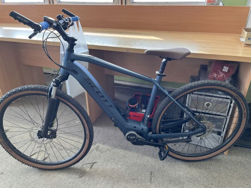 Prodám elektrokolo Scott Sub Cross eRide 30. Stav nového kola. Ujeto 1200 km