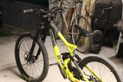 Commencal Supreme DH V3