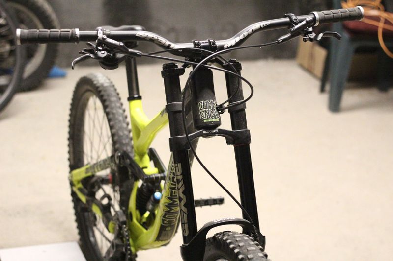 Commencal Supreme DH V3