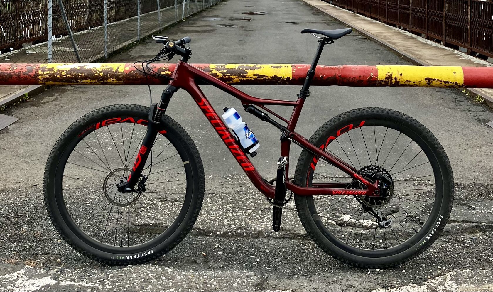 Specialized Epic Expert 2020, vel. L