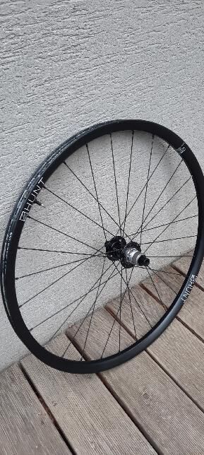 HUNT Wheels Carbon GRAVEL 650B