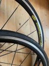 Zapletena kola Mavic Cosmic Elite, ořech Shimano