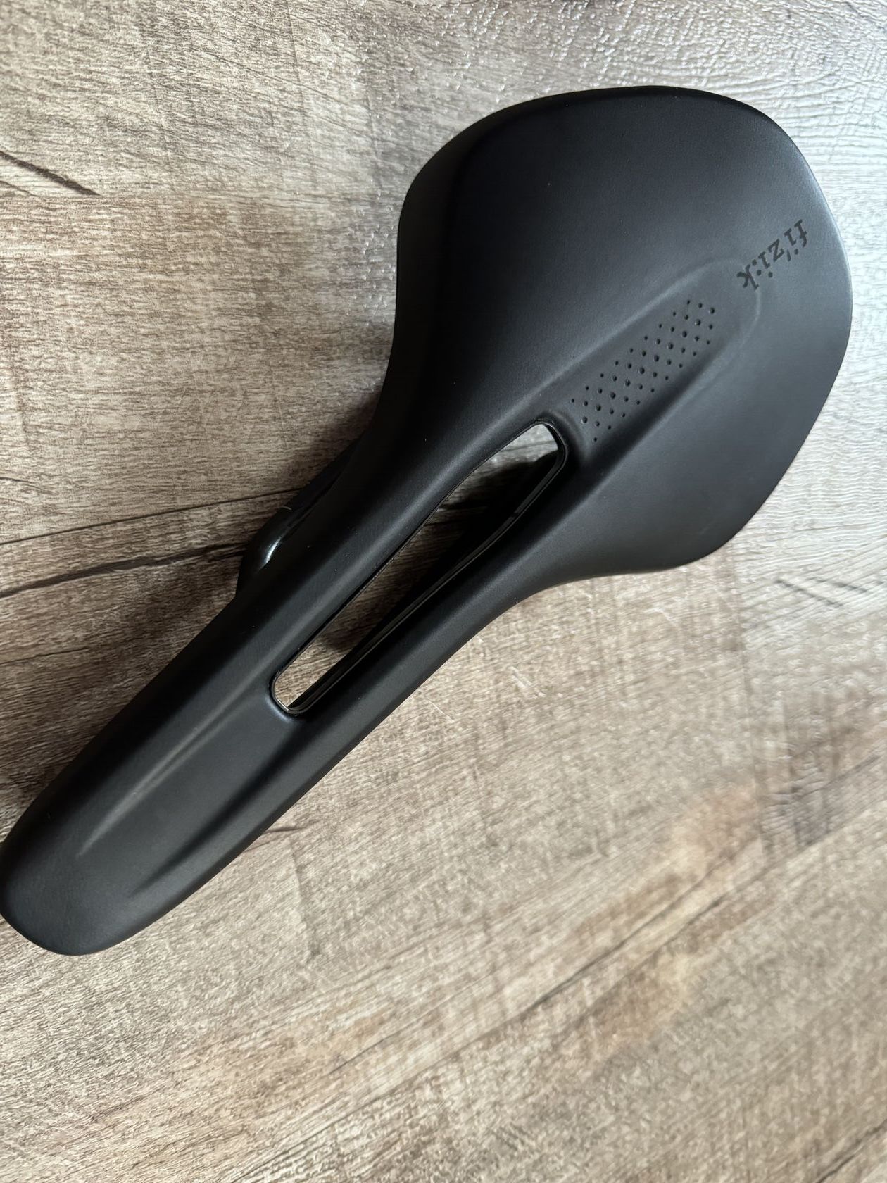 Fizik Antares Vento r1 140mm. 