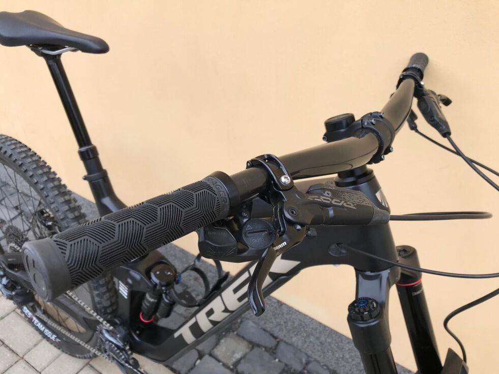 TREK Slash 9.8 GX AXS 2023