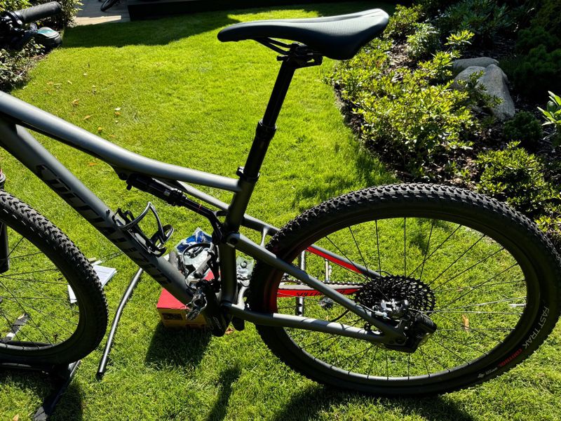 Horské kolo Specialized Epic Expert Carbon 29"