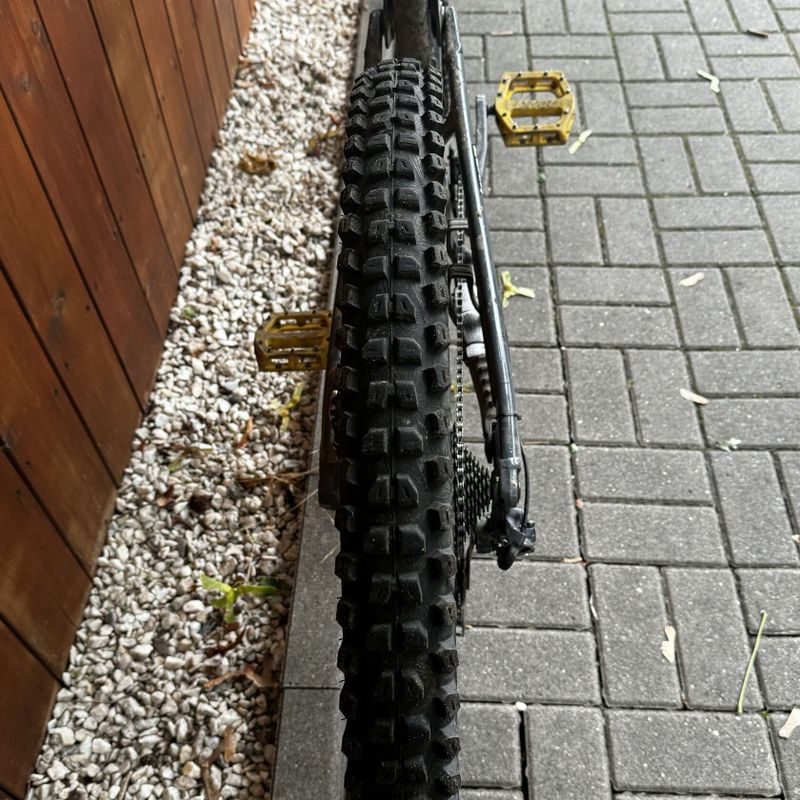 Nukeproof Mega 290 XXL PRASKNUTY RAM