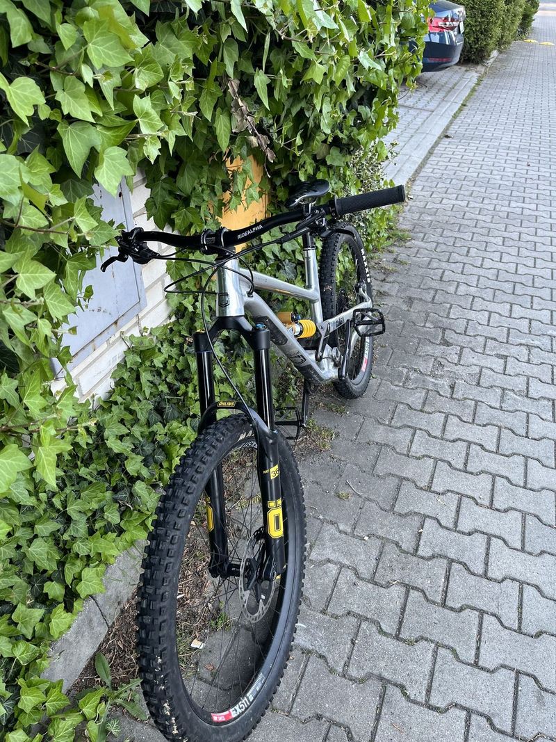 Commencal Clash öhlins edition