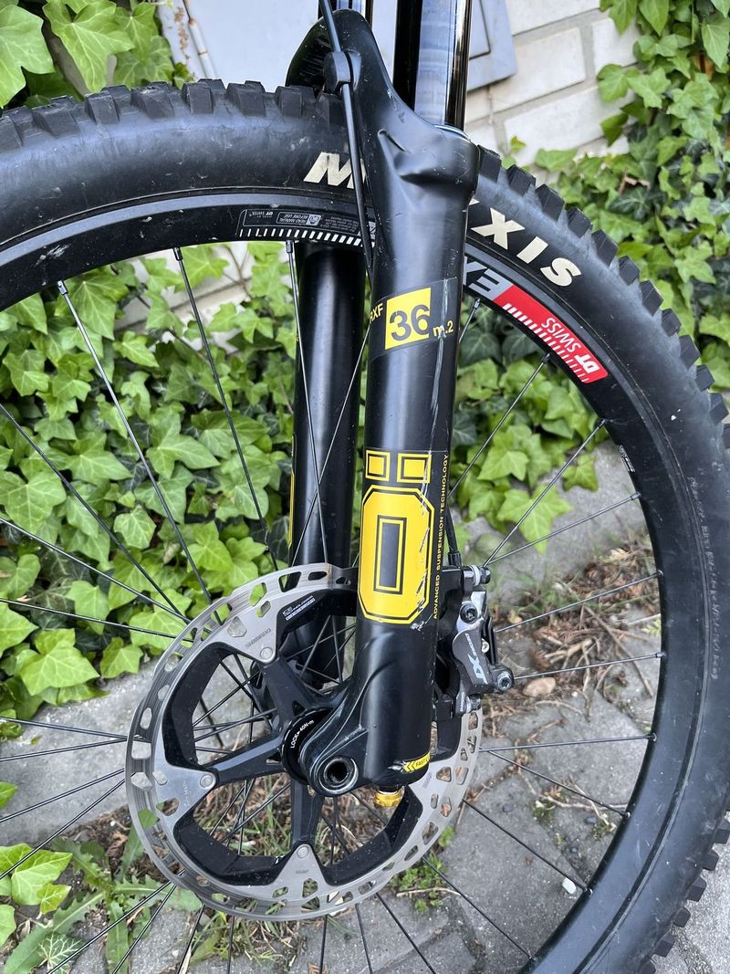 Commencal Clash öhlins edition