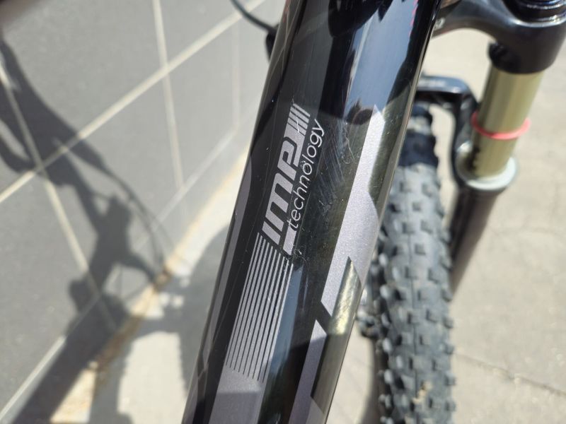 Scott Scale full carbon 