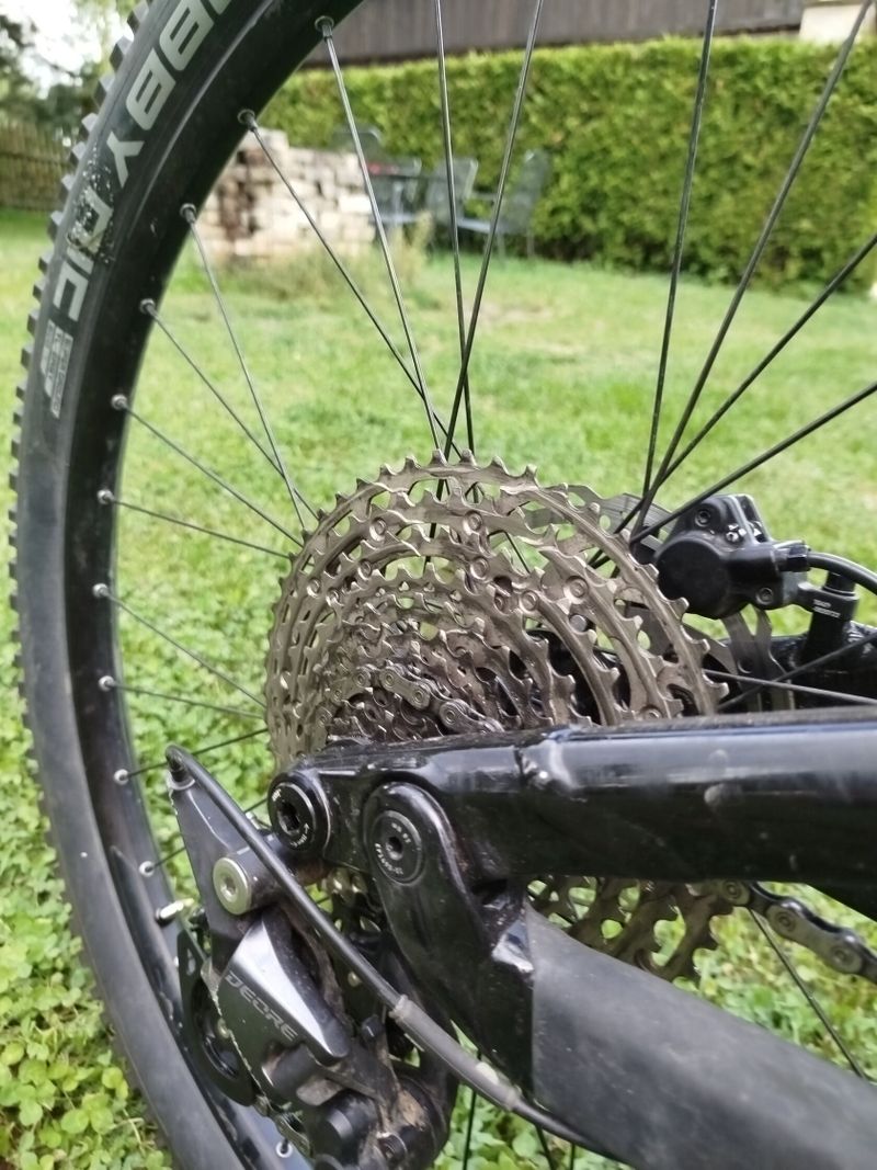 Prodám celoodpružené kolo canyon ve výborném stavu