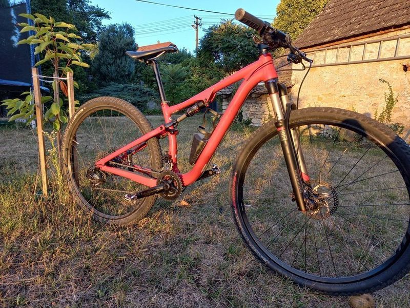 SPECIALIZED EPIC COMP 29 