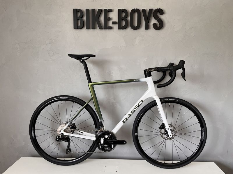 Nové BASSO ASTRA pop green, Shimano 105 Di2