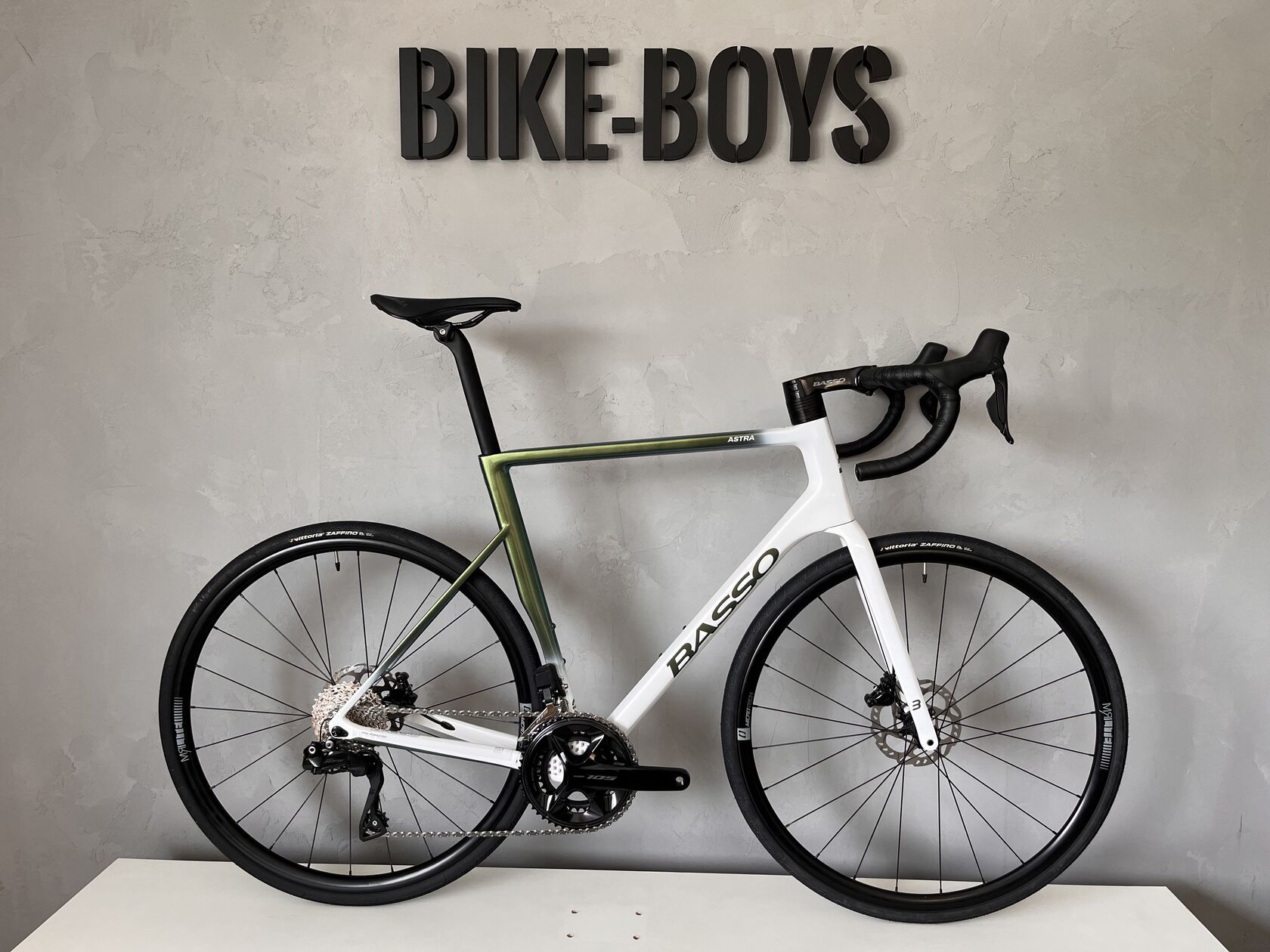 BASSO ASTRA pop green, Shimano 105 Di2