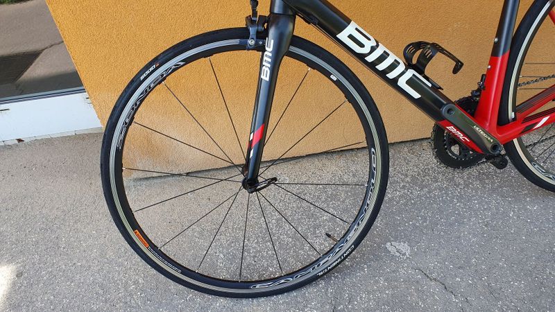 Prodám - BMC Teammachine SLR02 ve velikosti 57