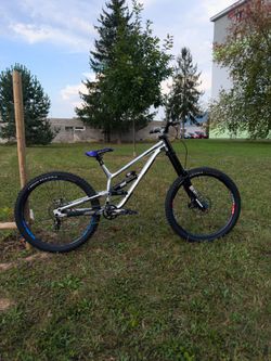 Commencal Furious L