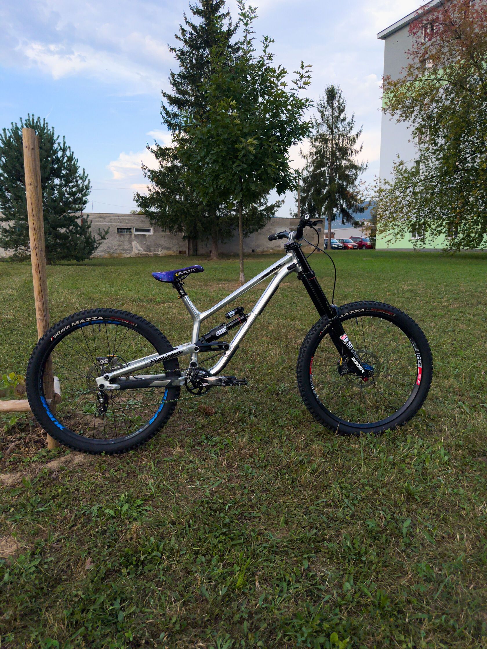 Commencal Furious L