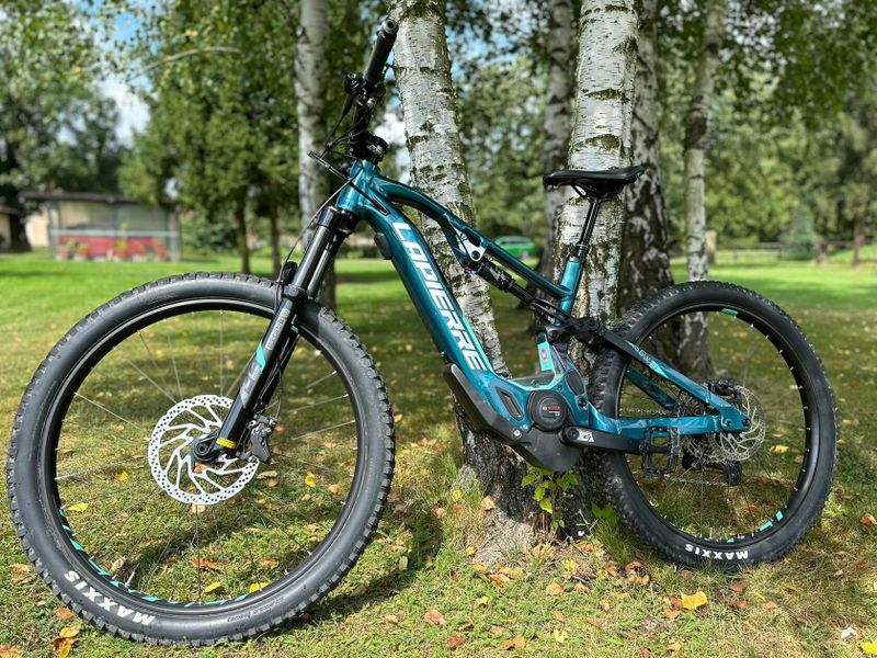 LAPIERRE Overvolt TR 5.6 W - téměr neježděno, JAKO NOVÉ