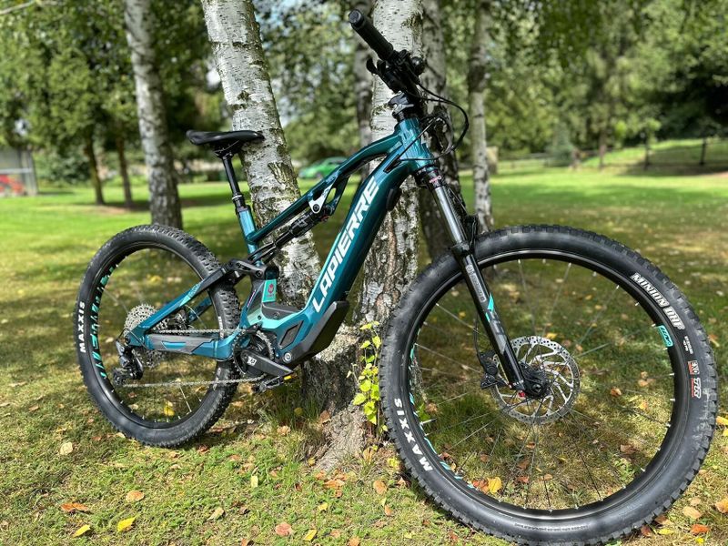 LAPIERRE Overvolt TR 5.6 W - téměr neježděno, JAKO NOVÉ