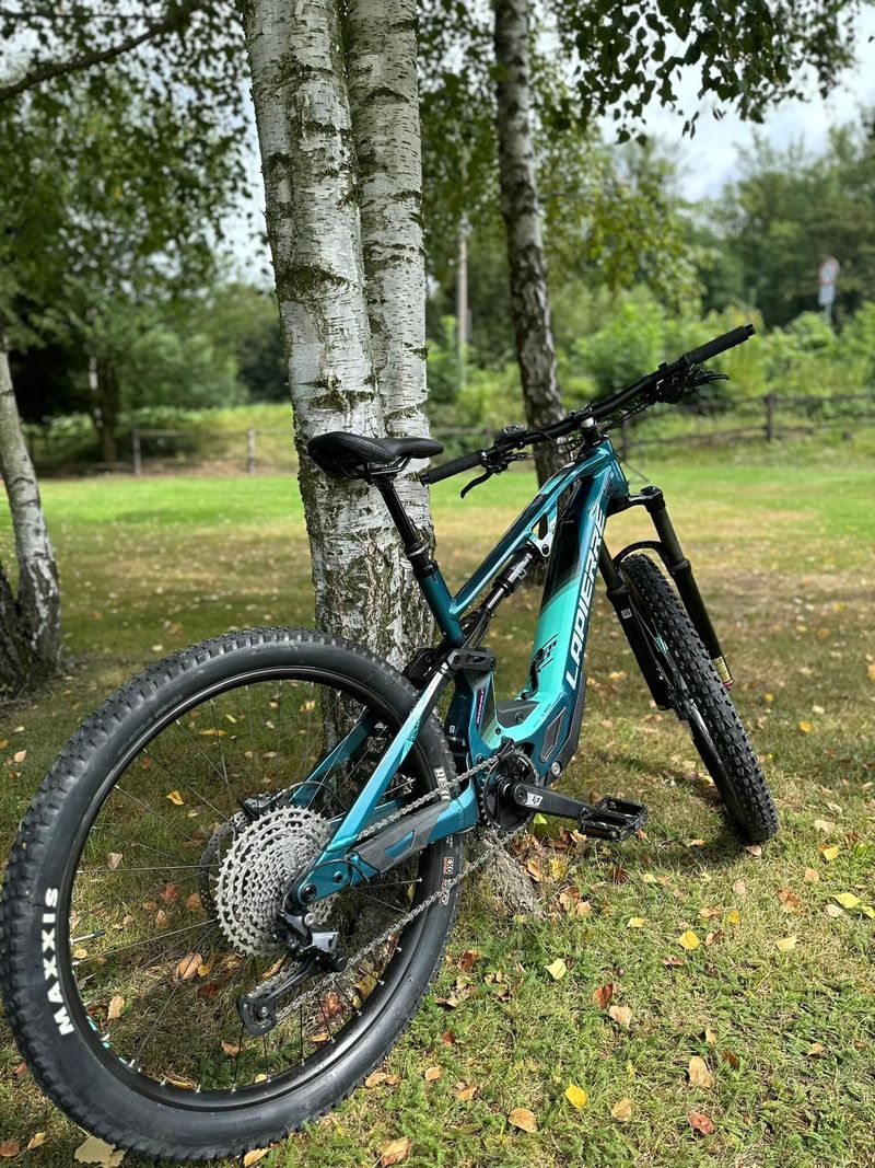 LAPIERRE Overvolt TR 5.6 W - téměr neježděno, JAKO NOVÉ