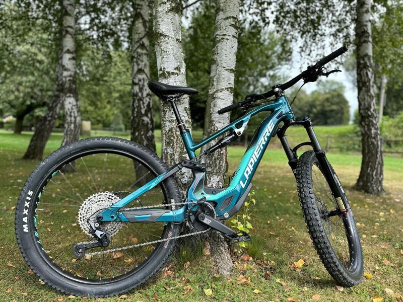 LAPIERRE Overvolt TR 5.6 W - téměr neježděno, JAKO NOVÉ