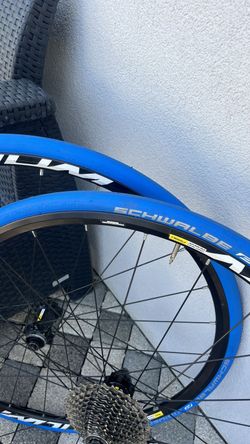 Plášť Schwalbe Insider - kevlar, pro válce a trenažer 622 x 23 (700x23C)